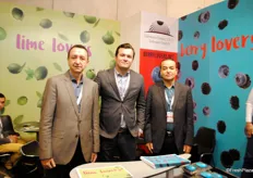 La tercera empresa mexicana que trabaja con berries y también limas es Berrylovers. Leonardo Olivares, Gerardo Olivares y Gerardo López. 