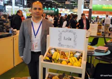 Andrés Riano, de Isashii, Colombia. Trabajan todo tipo de frutas tropicales y exóticas.