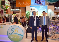 Miguel Barbero (Presidente) e Indalecio Acién (Director Comercial) en el stand de la empresa almeriense Indasol, que celebra su 25 aniversario.