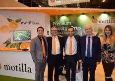 Equipo directivo y comercial de Motilla, empresa pionera en la exportación de naranjas a China.