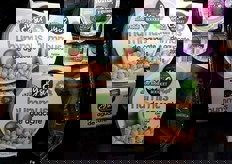 Nuevo Hummus de aguacate expuesto en el stand de Anecoop.