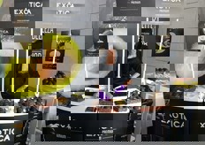 Stand de la marca Exótica Premium, de Cultivar, promocionando el aguacate y el guacamole.