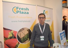 Meider Zumaeta, representante comercial de la empresa peruana Indicorp, de visita en nuestro stand.