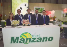 Stand de Frutas Manzano, productores de frutas subtropicales de Granada.