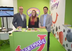 J.Roberto Sámano (Director General), Natalia Villanueva (Sales Executive Europe) y Carlos Madariaga (Director Comercial) en el stand de la empresa mexicana Berries Paradise.