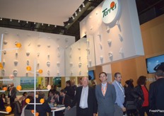 Pepe Torres y Xavi Nolla, director general de la empresa castellonense Naranjas Torres.