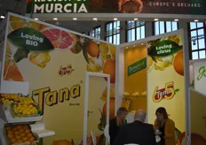Tana S.A. de Murcia hizo hincapié en la producción de cítricos ecológicos.