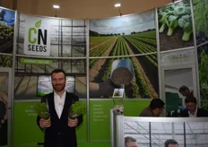 Pablo Zapatería, responsable de ventas y desarrollo para España y Francia de CN Seeds, nos habló de sus variedades de albahaca resitente al mildiu.