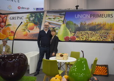 Grupac de El Puig de Santa Maria, que colabora estrechamente con Union Primeurs de Francia. Felipe Gil y Anne Jolly.