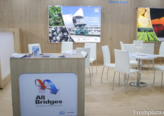 El stand de All Bridges
