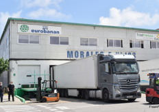 Junto a los principales mercados se encuentran diferentes almacenes más grandes, como los del Grupo arc eurobanan y Total Produce.