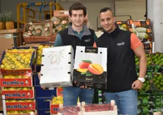 Paulo y Yadil, de la compañía especializada en mango y otras frutas exóticas Fresh d'Or.