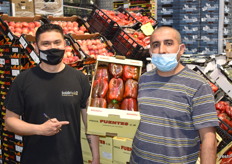 Dos miembros del equipo de Baldiri Vila.