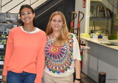 María y Rosina, de Baldiri Vila, responsables de la administración de la empresa.