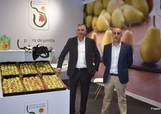 José Verdú, Presidente de la DOP Pera de Jumilla, y Paco Fernández, director técnico