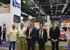Juan Antonio Martínez “Macareno”, Javier García, el concejal de Agricultura de El ejido Francisco Pérez, Manolo Martínez y Manolo Martínez en el stand de Nature Choice