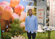 Samuel Molina, del vivero granadino especializado en planta de pistacho y almendro Viveros Zuaime, también productor de pistacho