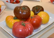 Tomates de colores asurcados, novedad de Gautier Semillas