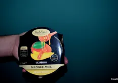 Nueva salsa de mango y miel presentada en el stand de Frutas Montosa, especial para postres y ensaladas. De momento, ya se está comercializando en Francia.