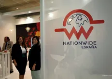 Virginia Artero, del departamento comercial y Carmen López, del departamento de marketing y comunicación de Nationwide España.