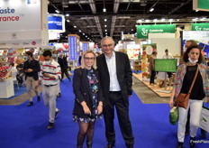 Ana María Trifu y Luís Miguel Casado, de FruitSpec, que ofrece tecnología para prever la producción en fincas y su distribución por calibre.