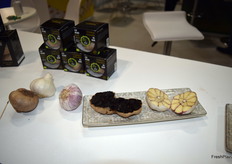 Ajo negro expuesto en el stand de Amefruits.