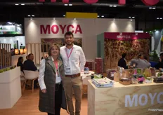 Fina Mena, directora comercial de Moyca y Juan José Ibarra, comercial de Moyca.