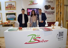 Juanfran Castillo, Dorota Powstaka y Francisco Belmonte, de la empresa almeriense Biosabor.  