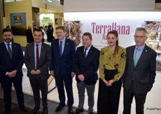 Representación autonómica de la Comunidad Valenciana y Castilla-La Mancha en el stand de Terrallana.