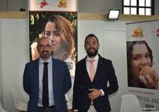 Jose Antonio Gomes y Paulo Reyes Newman, en el stand de Sol de Badajoz