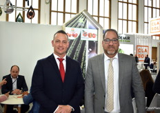 Santiago Vázquez, director comercial de La Vega de Cieza, y Francisco Javier Martínez, secretario de la IGP Melocotón de Cieza