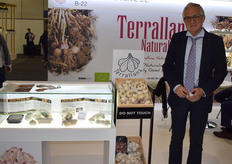 José Luis Moreno Olivares, en el stand de la compañía toledana especializada en la producción de ajo Terrallana Natural
