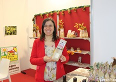 Monia Rontini, de Il Regno del Marrone, una empresa de los Apeninos tosco-romañoles que produce la castaña de Castel del Rio IGP y la comercializa fresca y transformada. ¿El caballo de batalla? La harina de castaña.