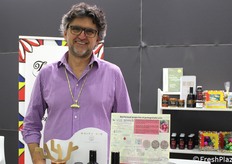 Marcello Maira, de la explotación agrícola del mismo nombre, sita en Caltanissetta, que lleva a cabo una gestión ecológica y que produce hortalizas y granadas de calidad.