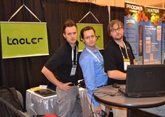 Sander Bruins-Slot, de FreshPlaza.com, Willem van Bork asistente para tacler.com y André van der Wiel, de FreshPlaza.es y de creador de tacler.com