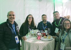 Equipo de Alfrut y de Frutas Boosa, en la celebración tras la visita a los invernaderos