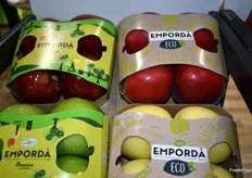 Manzanas expuestas en el stand de Fructícola Empordà.