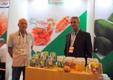Theodoro Vermeulen, de la empresa brasileña Ervas e Hortalizas, junto a Marcelo Malagrino, de Agricola Brasil. 
