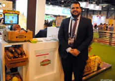 Joshua Guerrero, de Tropifoods, Costa Rica. Tiene un nuevo producto en el surtido, la batata.