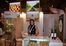 Stand de Uvas Ferrandiz, que produce uva de mesa Embolsada del Vinalopó. 