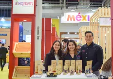 Montserrat Méndez, Aldo Sanchez y Nadia Martinez de BQ Fruits 