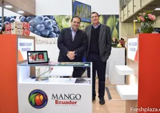 Yamil Farah Checa y Oscar Orrantia de Mango Ecuador Foundation