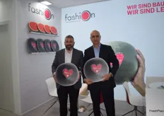 Joaquín Hidalgo, Director General de Grupo Fashion, junto Ángel López, Director Comercial. La campaña de sandía sin semillas 2022 ya ha empezado. 